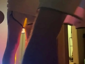 教练对嫩徒弟的严厉惩罚 - 免费版 chinese school gay porn