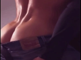 看我上司在酒吧喝几杯后回家前怎么操我——他老婆还在家 gay asian master porn