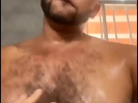 当小受主动偷拍时我就硬了 chinese down degraded detached porn