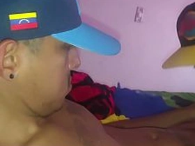 和委内瑞拉黑皮小伙啪啪 asian kidnap gay porn