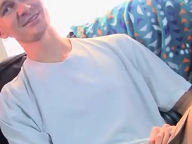 扎克兰德尔：伊桑霍克斯撸动并渴望榨干他大鸡巴的汁液 asian handsome men gay making love videos
