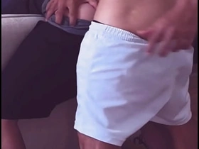 第一次尝同事的大屌 gay asian male porn