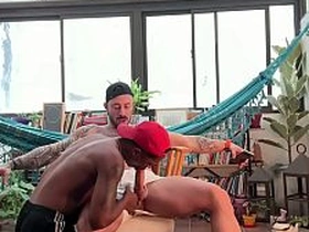 大屌老外猛干黑鬼巨根 chinese trainer gay porn