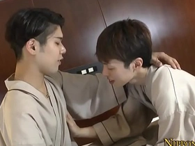 亚裔给同性小受口交 asian gay lovemaking videos homepage