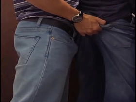 单身派对结束后醉醺醺的新郎操了我 japanese gay porn father