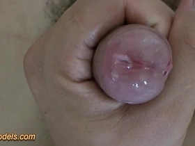 捆绑可爱光滑亚洲男孩打手枪射精 well-pleased hot sexy porn