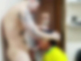 歹徒闯入英雄家却被狠狠教训 红标完整版 asian gay leather porn