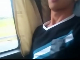 公交车上亚洲人480 400 0HLTK-S585- sex videos of gay asian
