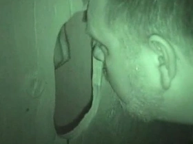 偷拍公厕 glory hole 吃鸡巴 pinoy edging gay porn