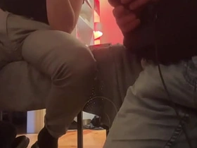 俩素人室友为粉丝直播尿湿裤子 asian pnp gay porn