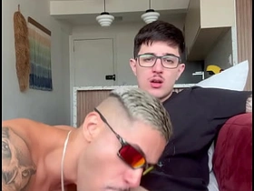 书呆子大鸡巴干得骚货屁眼开花 gay miget chinese porn