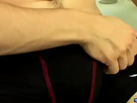 UndieTwinks: Bryce Corbin洗澡时硬到流水还猛撸 asian uncle sex videos elated