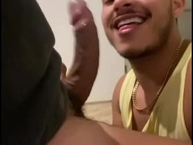 在酒店房间里和已婚男人 gay porn japan scat