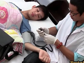 受检亚裔嫩鸡被医生无套内射时喷精 lovemaking videos wide of asian careless sits