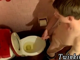 亚洲可爱同性恋男孩性爱完整版 直男撒尿的日子 korean slave gay porn