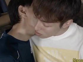 亚洲嫩基骑鸡巴射精 chinese masked bosh gay porn