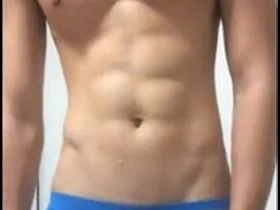 六块腹肌亚洲男打飞机 japanese oblige castle in the air gay porn