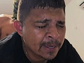 修车工用屁眼还债，被三根大屌轮着操 jap porn gay