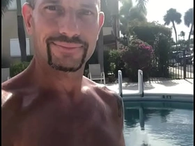 泳池日兄弟 chinese gay porn gaydar