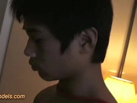 泰拳少年被绑打飞机 gay porn asian tied up