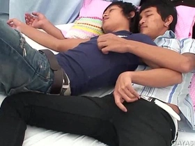 亚裔高尔夫与波利族小便无套 asian gay sex videos pornhub