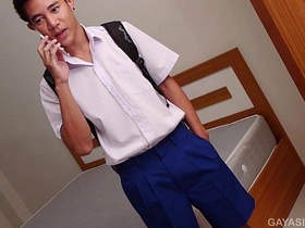 Vernon和Win撒尿无套 hot gay kneading porn
