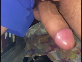 快来看这个猛男射精！ asian election gay sex videos