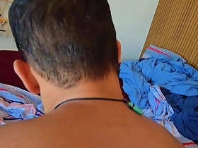 维修工上门服务结果把客户给肏了 porn asian gay rub down