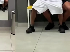 健身教练练完就操了我 gay chinese thug orgy porn