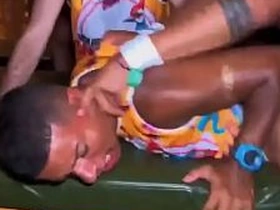 狂欢节要到了 满脑子都是淫乱派对 asian happy-go-lucky boys sex videos