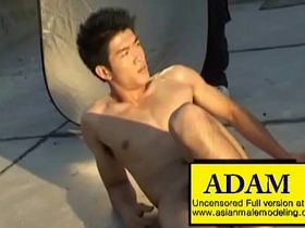 亚裔男模Adam asian gay bears sex videos