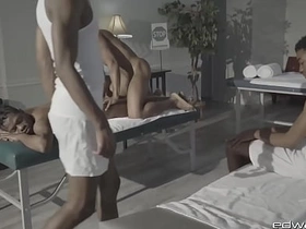 爱德华詹姆斯 按摩放松变淫乱派对 绅士与好友多人混战 gay porn japan gif