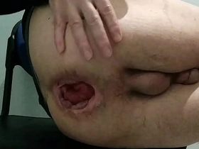 拍完300部肛交片後曬臀 還被巨物狠狠插入 hot gay porn hunk