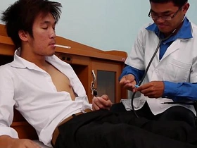 变态医疗癖亚裔 Arthur 和 Jonas www chinese gay porn