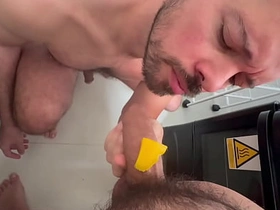 水果沙拉加踢蛋——完整版在红迪 japanese bears gay porn