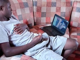 非洲黑皮小鲜肉互相玩鸡巴 asian college boy gay sex videos