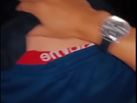 在玫瑰与玫瑰之间喝了几杯后，邻居最终操了我 gay dealings videos asian model