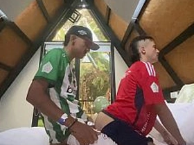 国民队球员操翻麦德林队球星 indonesia gay porn pipe